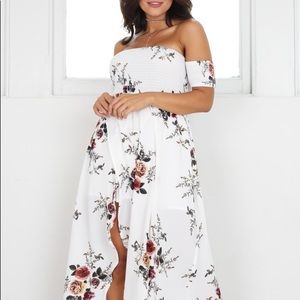 *sold* Showpo Lovestruck Maxi
